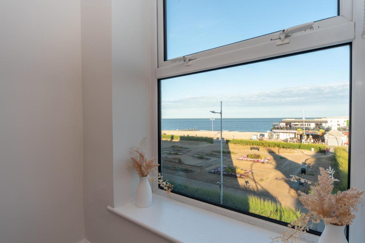 Sea Views Modern Two Bedroom Apartment Lowestoft Εξωτερικό φωτογραφία